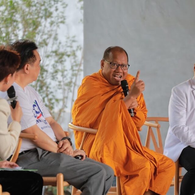 S__8487125_0 พระอาจารย์ ประนอม